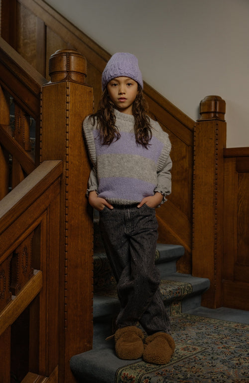 Charlie Petite | Nela Spencer | Grey/Lila Stripes