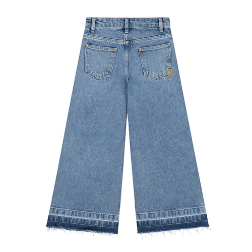 Charlie Petite | Isae Flaired Jeans | Light Blue