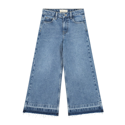 Charlie Petite | Isae Flaired Jeans | Light Blue