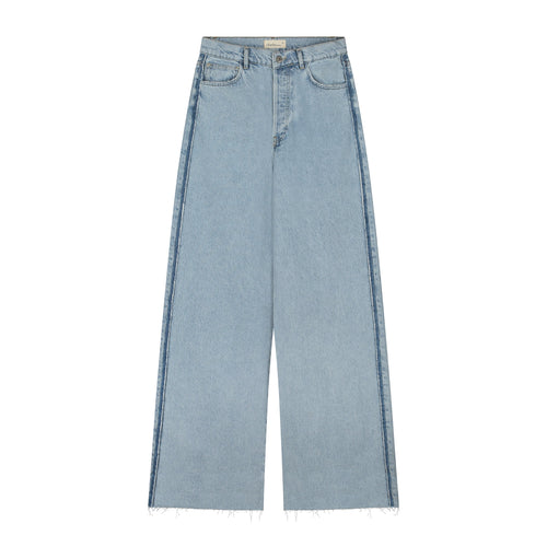 Charlie Petite | Olive Jeans - Mommy | Light Snow Wash