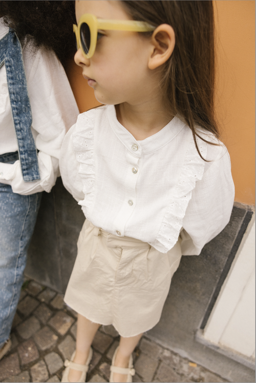 Charlie Petite | Charmaine Blouse | White & Flower White